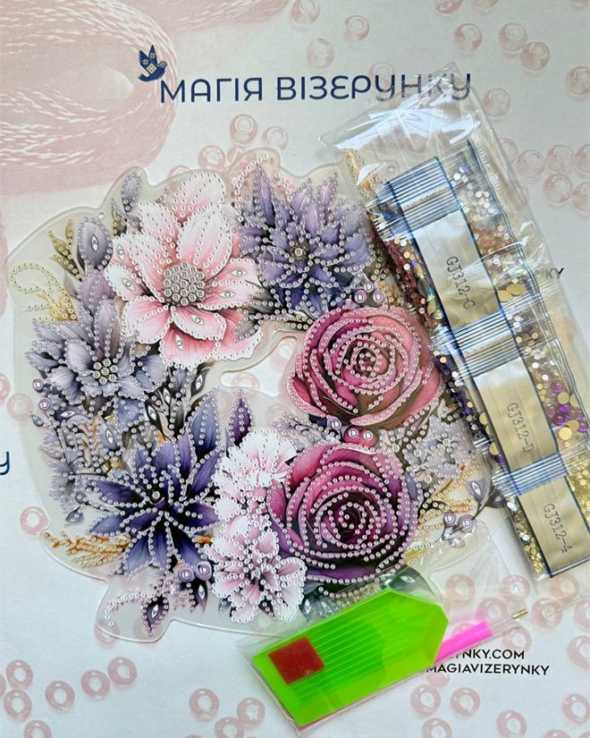 Алмазна мозаїка інтер'єрна прикраса Вінок фіолетових квітів
